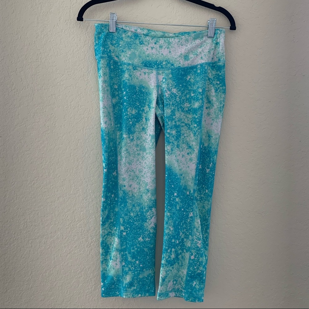 Pattern Capri Leggings